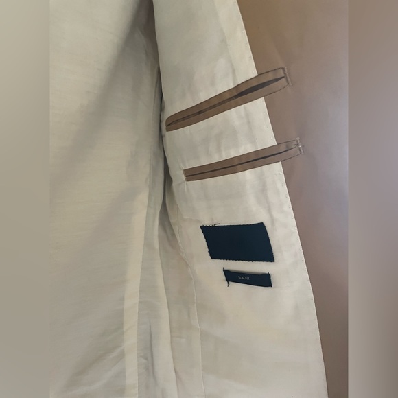 H&M Champagne Blazer - Picture 5 of 6